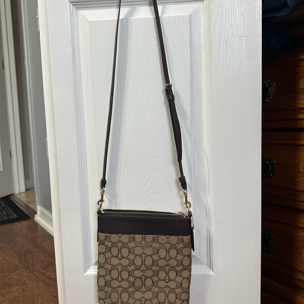 Coach Signature Crossbody Bag - Brown
